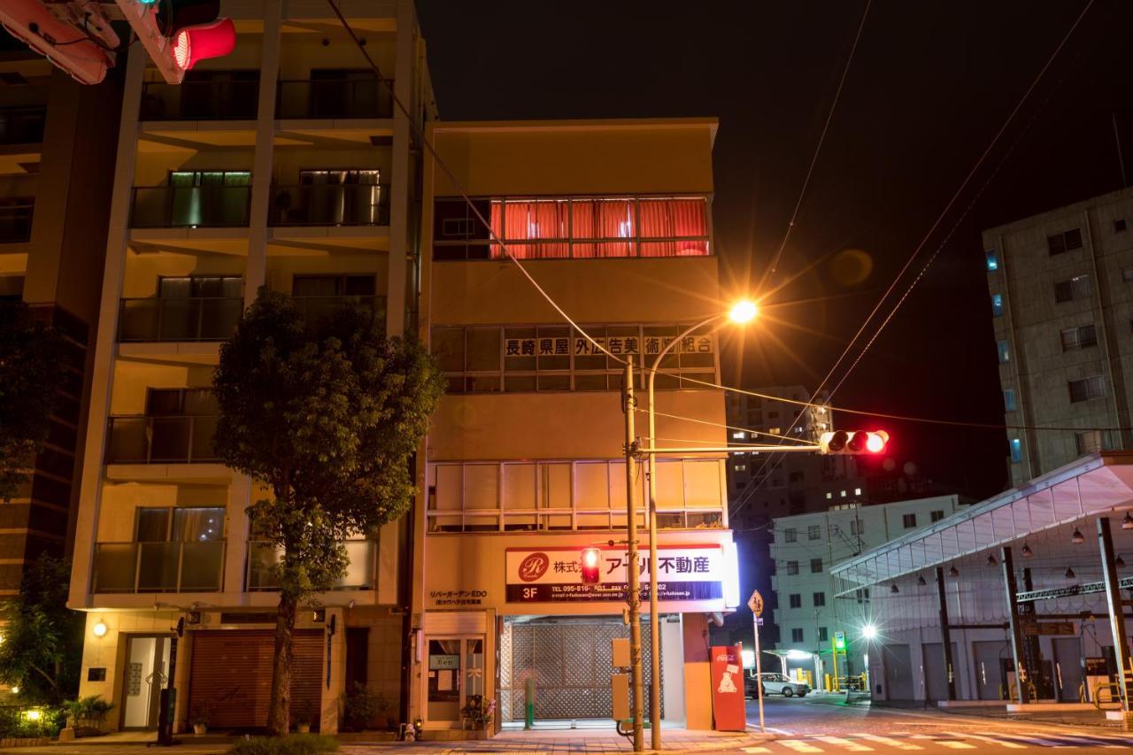 Almas Guest House นางาซากิ ภายนอก รูปภาพ